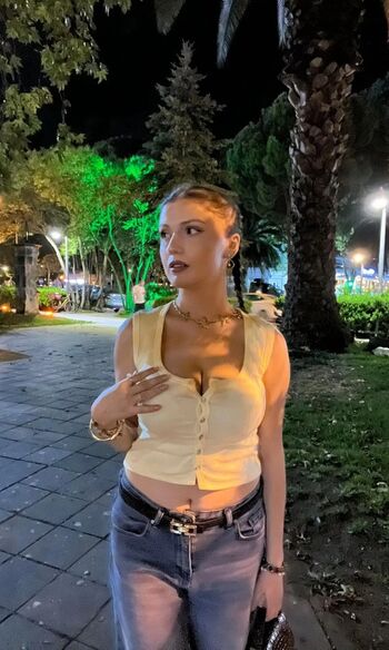 Full leaked Zhla private photo