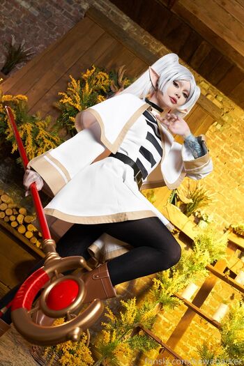 Full leaked Zirael rem page private onlyfans photo