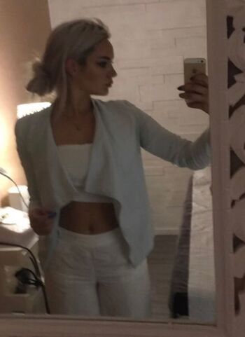 Full leaked Zodebut private photo