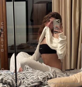 Full leaked Zoe allyse private onlyfans photo