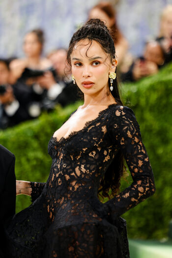 Full leaked Zoe kravitz private photo