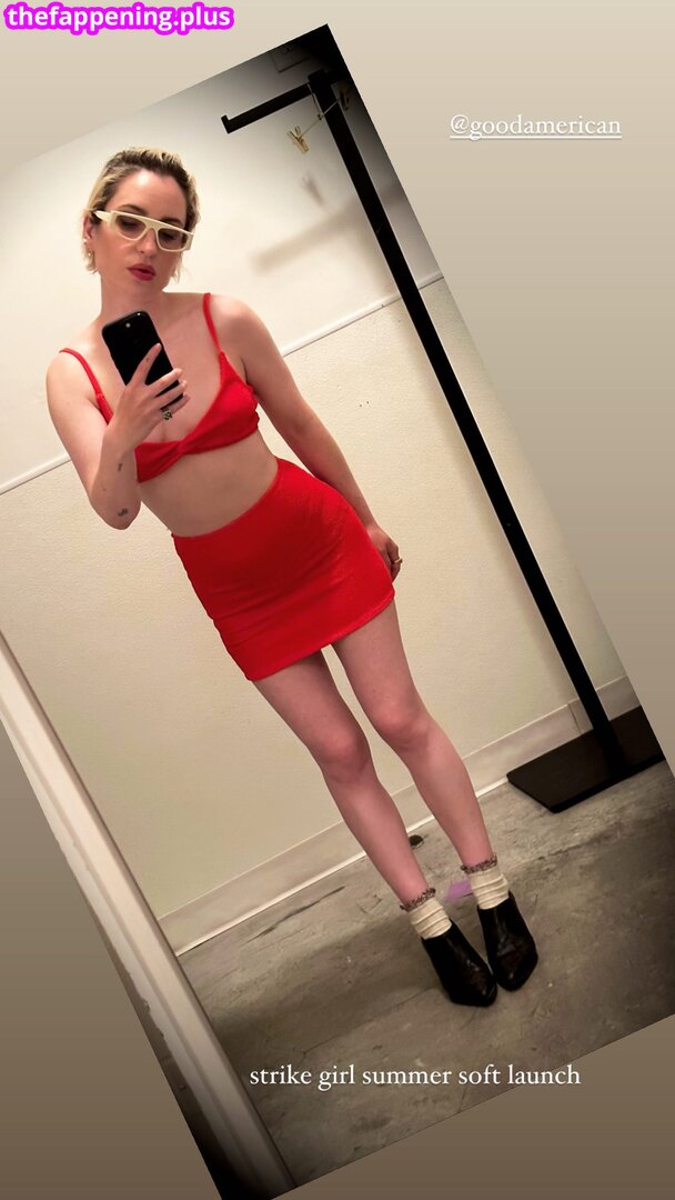 Zoe Lister Jones / https: / zoelisterjones Nude OnlyFans Photo #27