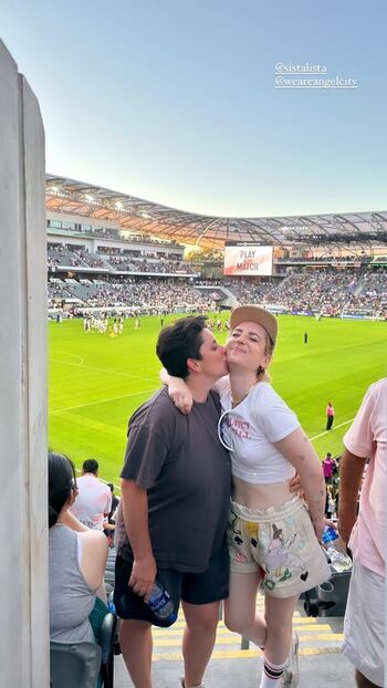 Full leaked Zoe lister jones private photo