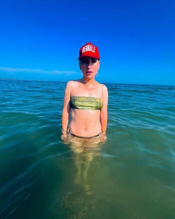 Full leaked Zoe lister jones private photo