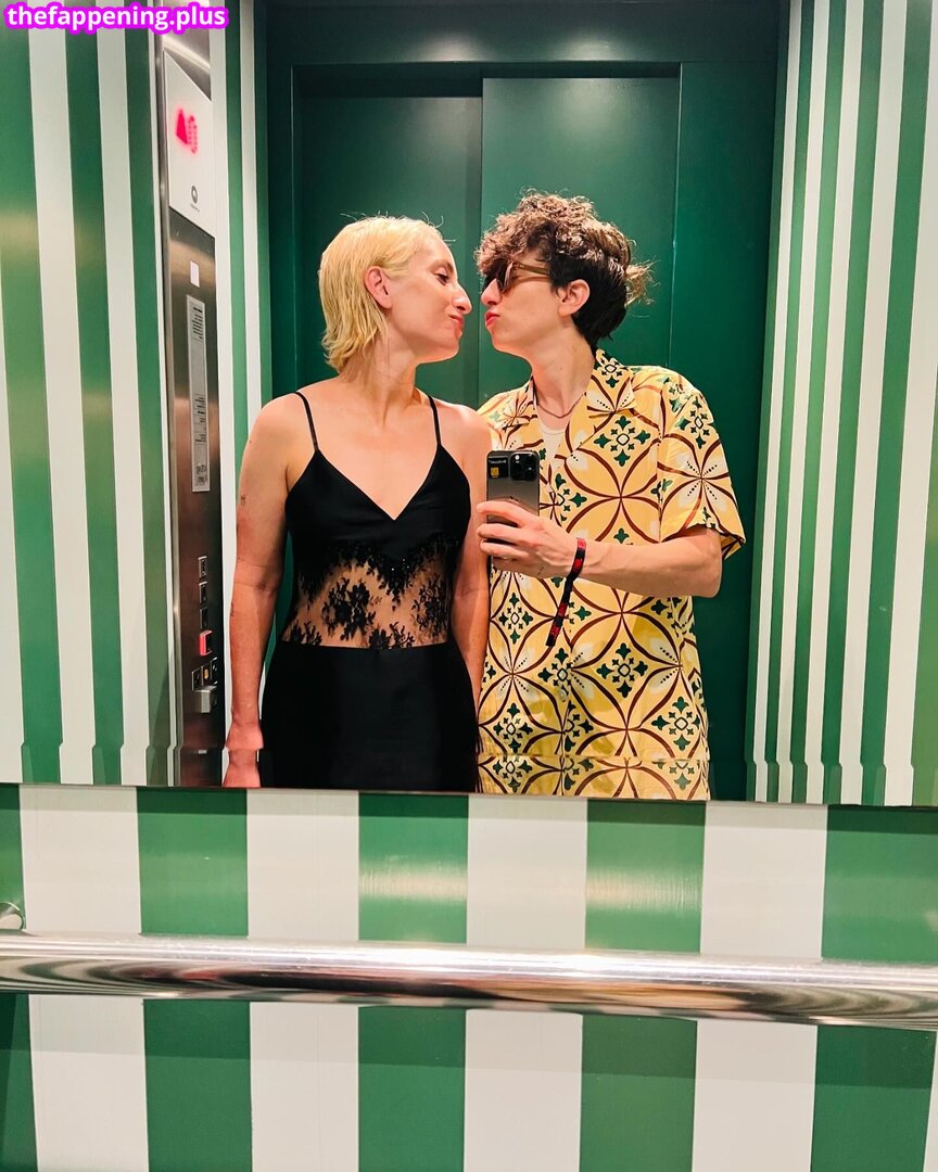 Zoe Lister Jones / https: / zoelisterjones Nacktes OnlyFans Foto #44