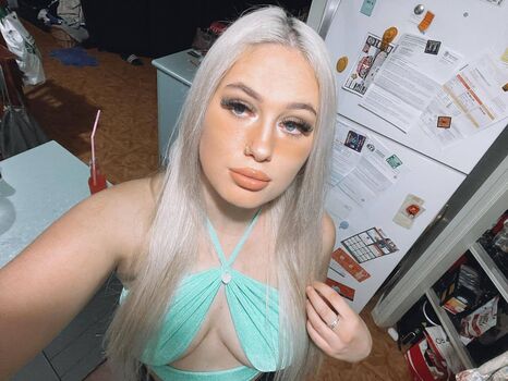 Full leaked Zoe mchugh private photo