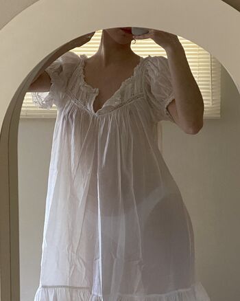 Full leaked Zoeplzshutup private photo