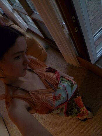 Full leaked Zoeplzshutup private photo