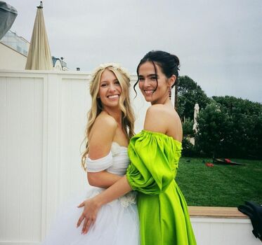 Full leaked Zoey deutch private photo
