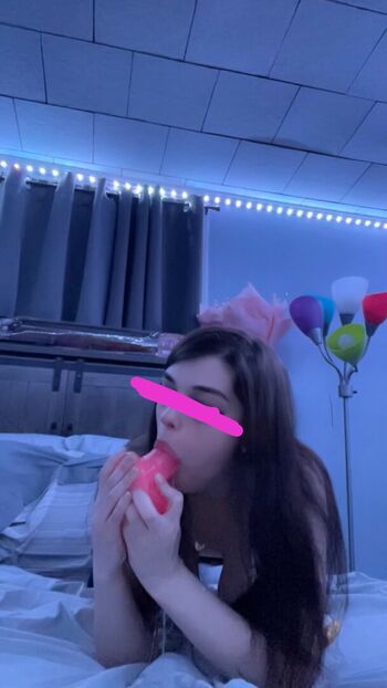 Full leaked Zombe tramp private photo