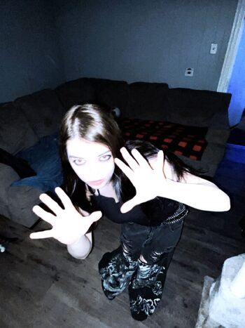 Full leaked Zombe tramp private photo