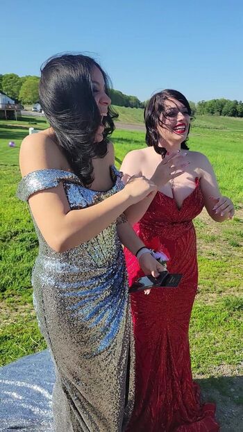 Full leaked Zombe tramp private photo