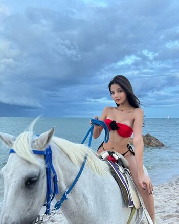 Full leaked Zugushot private photo
