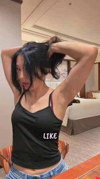Full leaked Skinny solo/ private photo