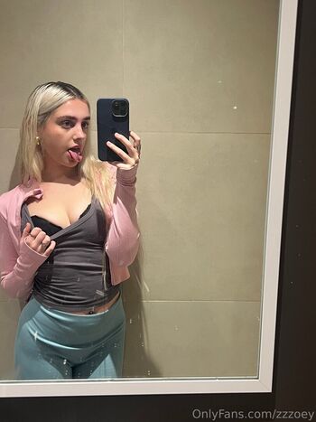 zzzoey