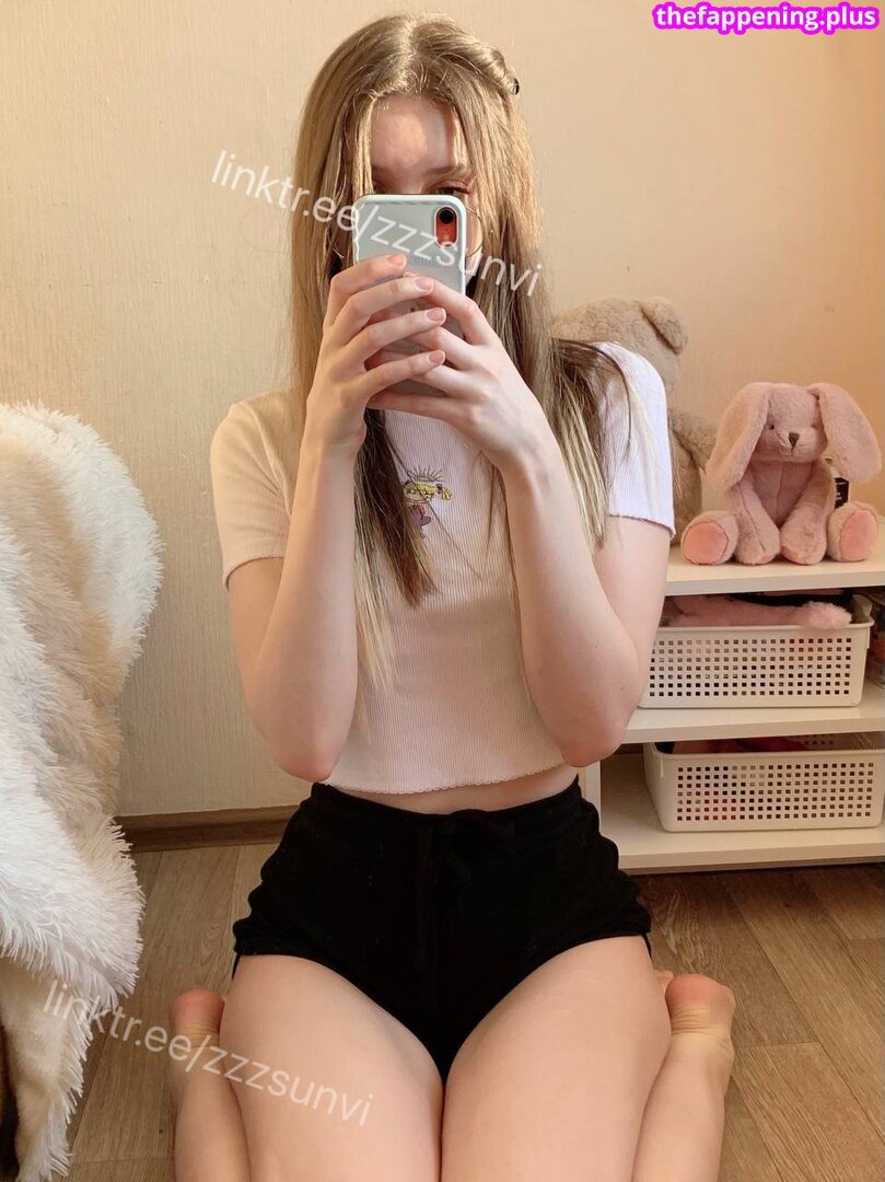 Zzzsunvi Foto OnlyFans Nua #73